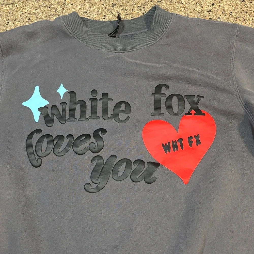 White Fox Sweatshirt White Fox Loves You WHT FX - Picture 5 of 7